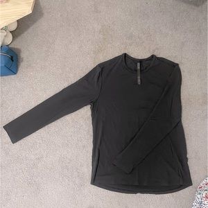 Lululemon long sleeve shirt